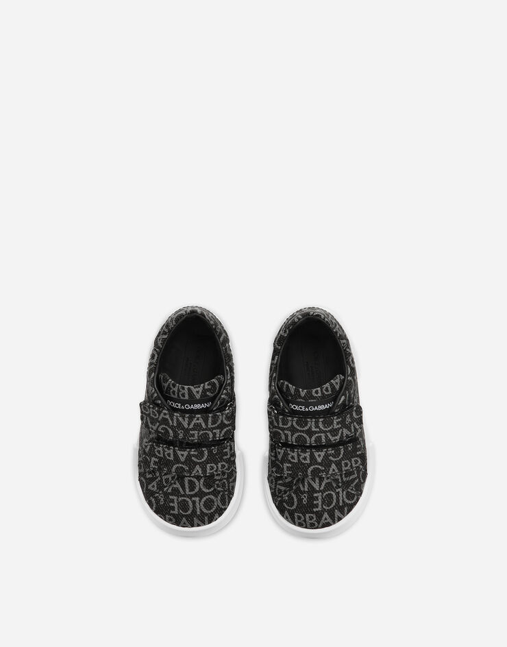 Dolce & Gabbana Sneaker Portofino aus beschichtetem Jacquard Schwarz DN0193AL125
