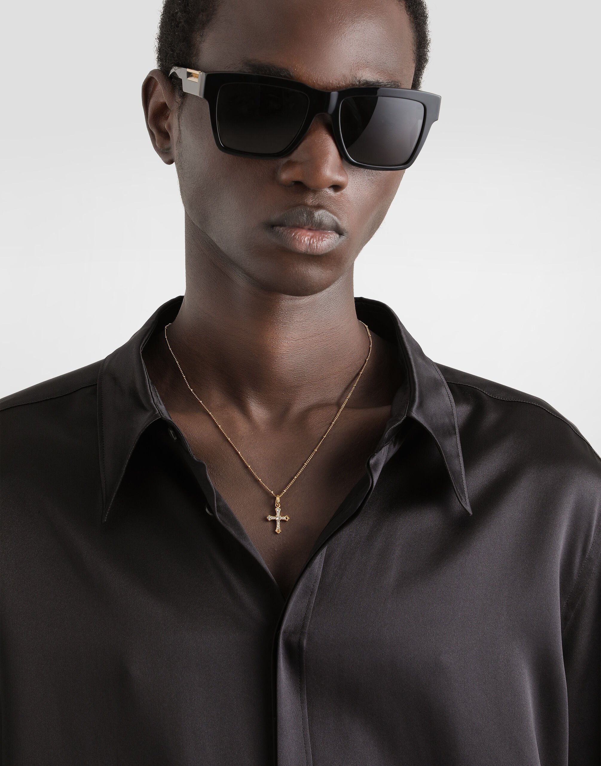Cross necklace in Gold for Men | Dolce&Gabbana® US
