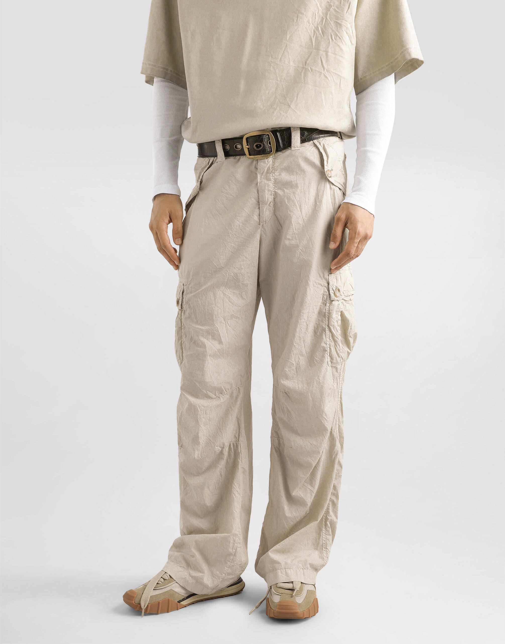 DOLCE & GABBANA ライトベージュ チノパン Poplin trousers in Beige for Men | Dolce&Gabbana® US