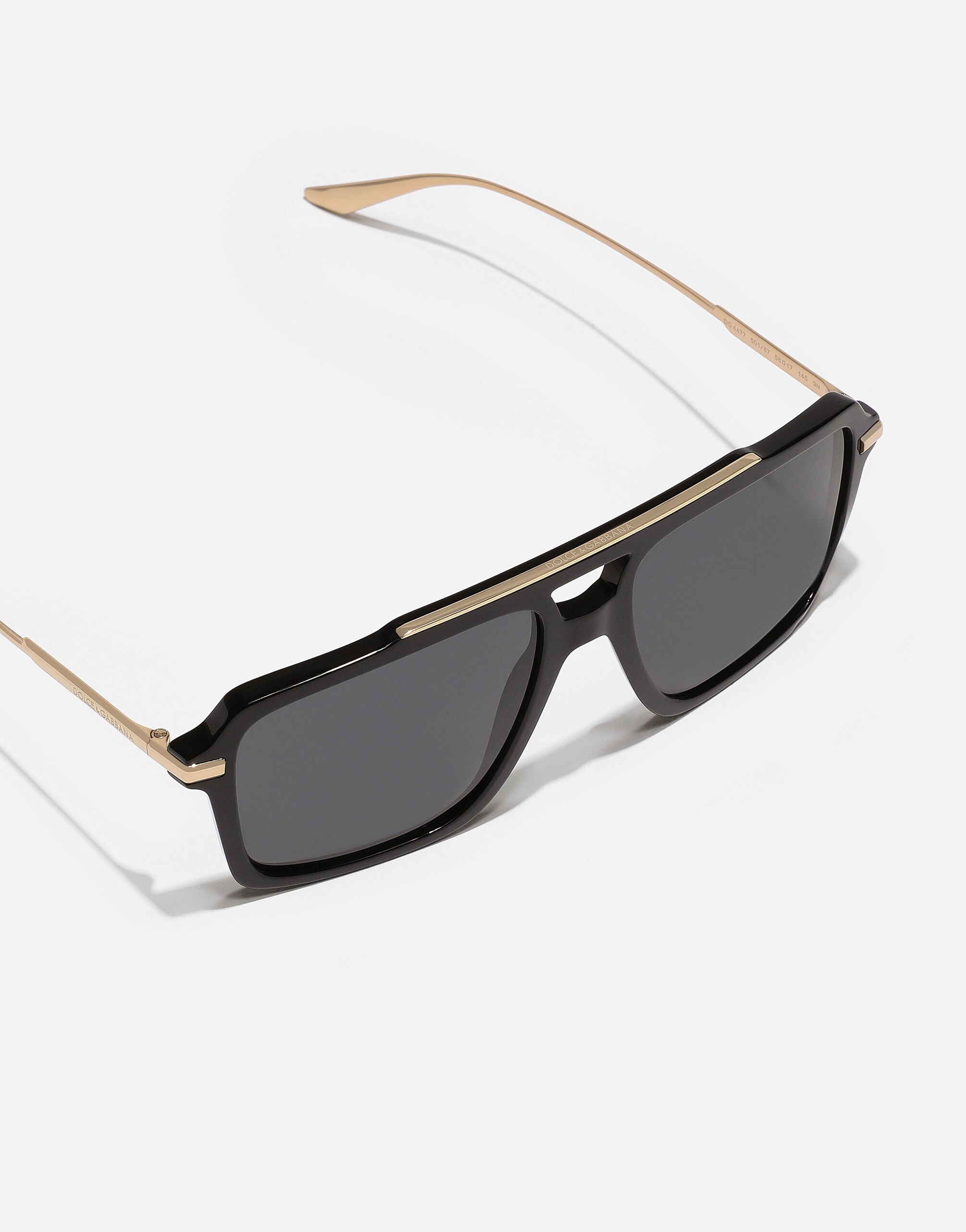 DG Metal Classic Sunglasses in Black and gold for Men