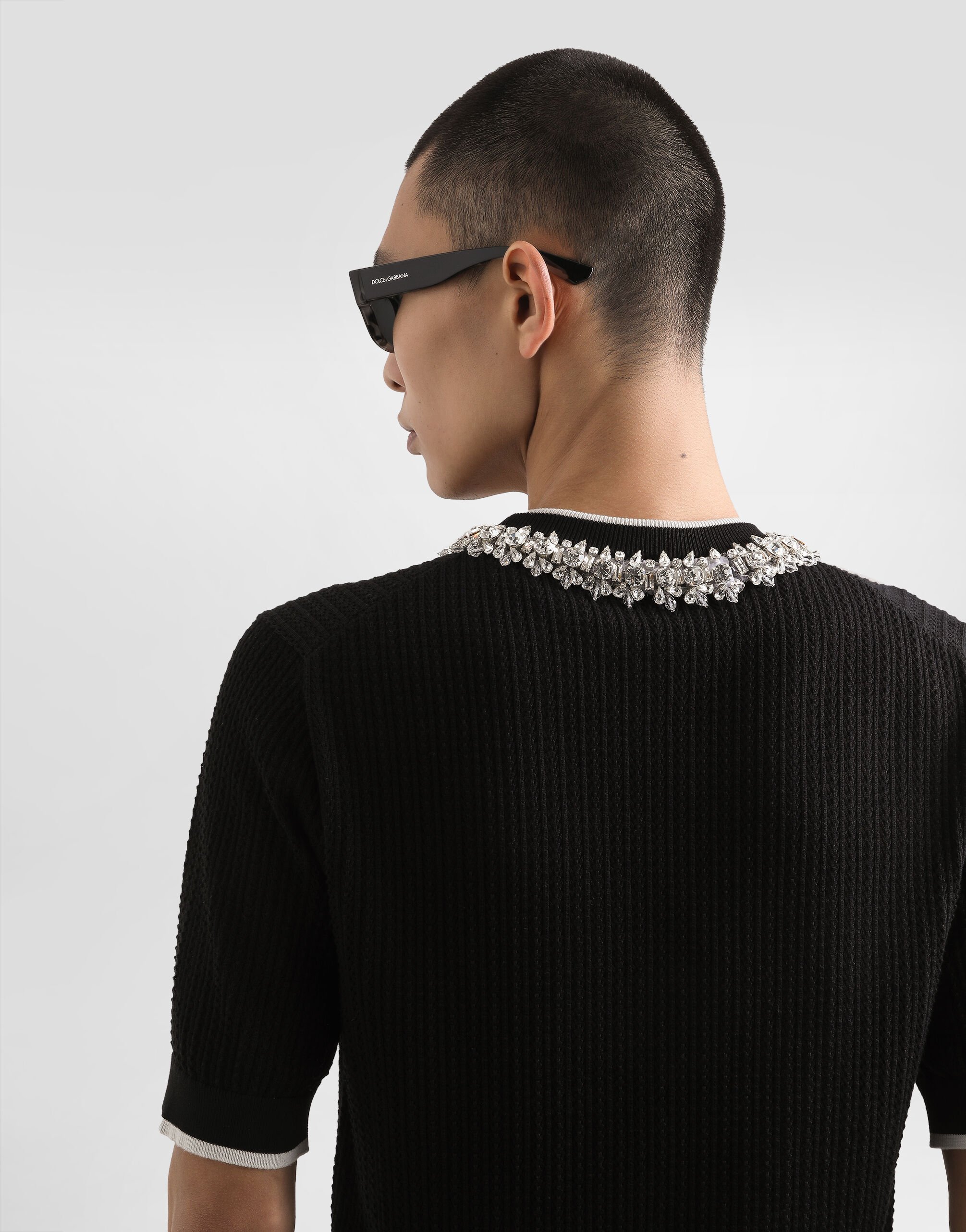 【Dolce&Gabbana】クルーネックプルオーバー ロゴ ブラック ブラックのメンズ コットン クルーネック プルオーバー