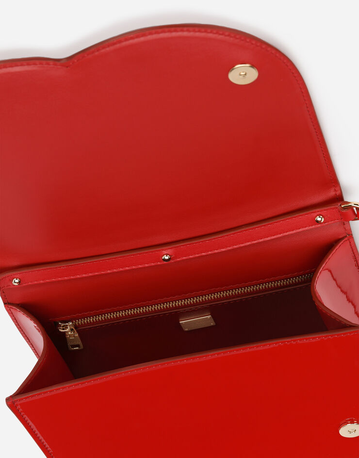 Dolce & Gabbana Sac DG Logo Bag à bandoulière en cuir verni Rouge BB7287A1471
