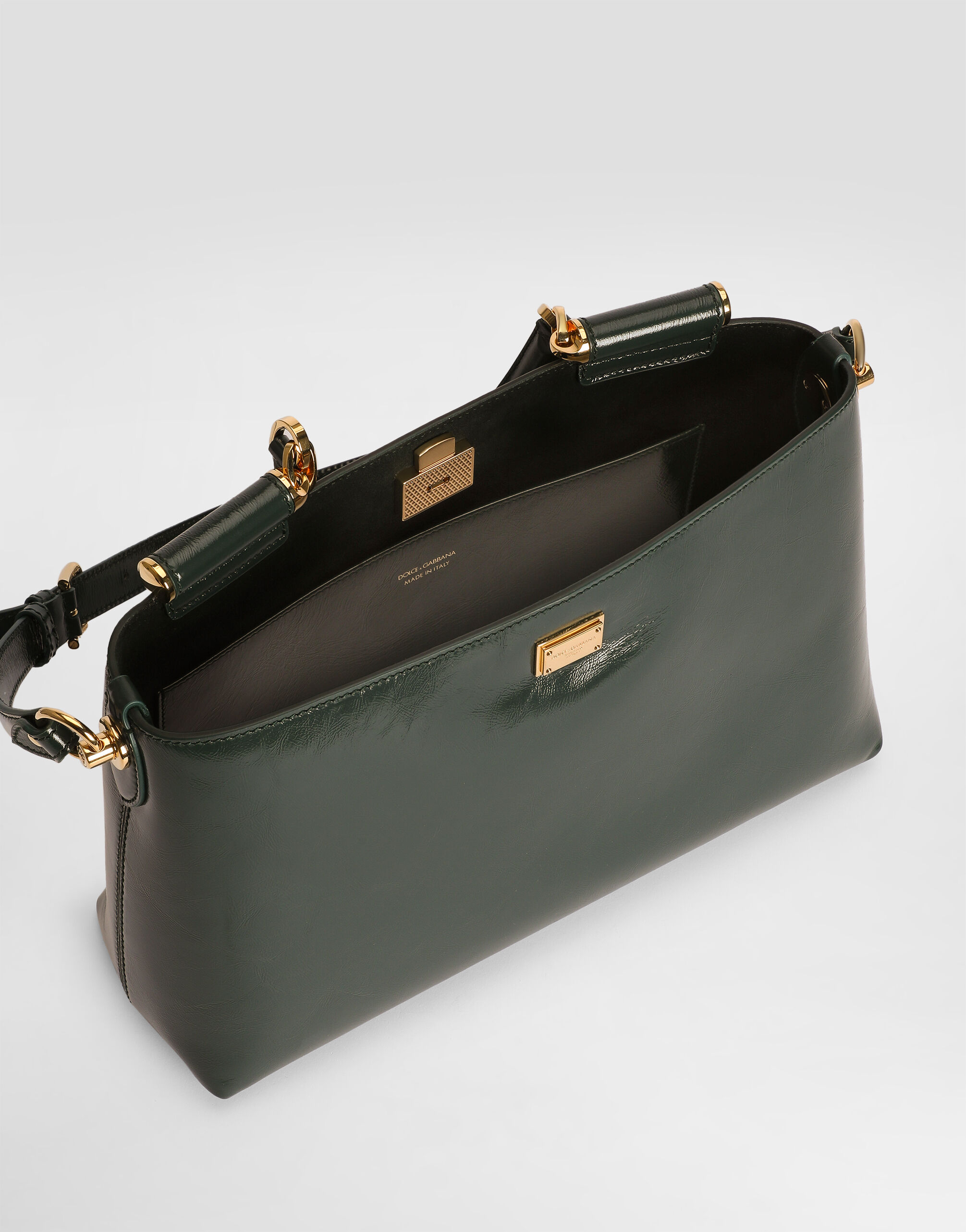 バック Medium Vittoria calfskin handbag in Green for Women | Dolce&Gabbana®