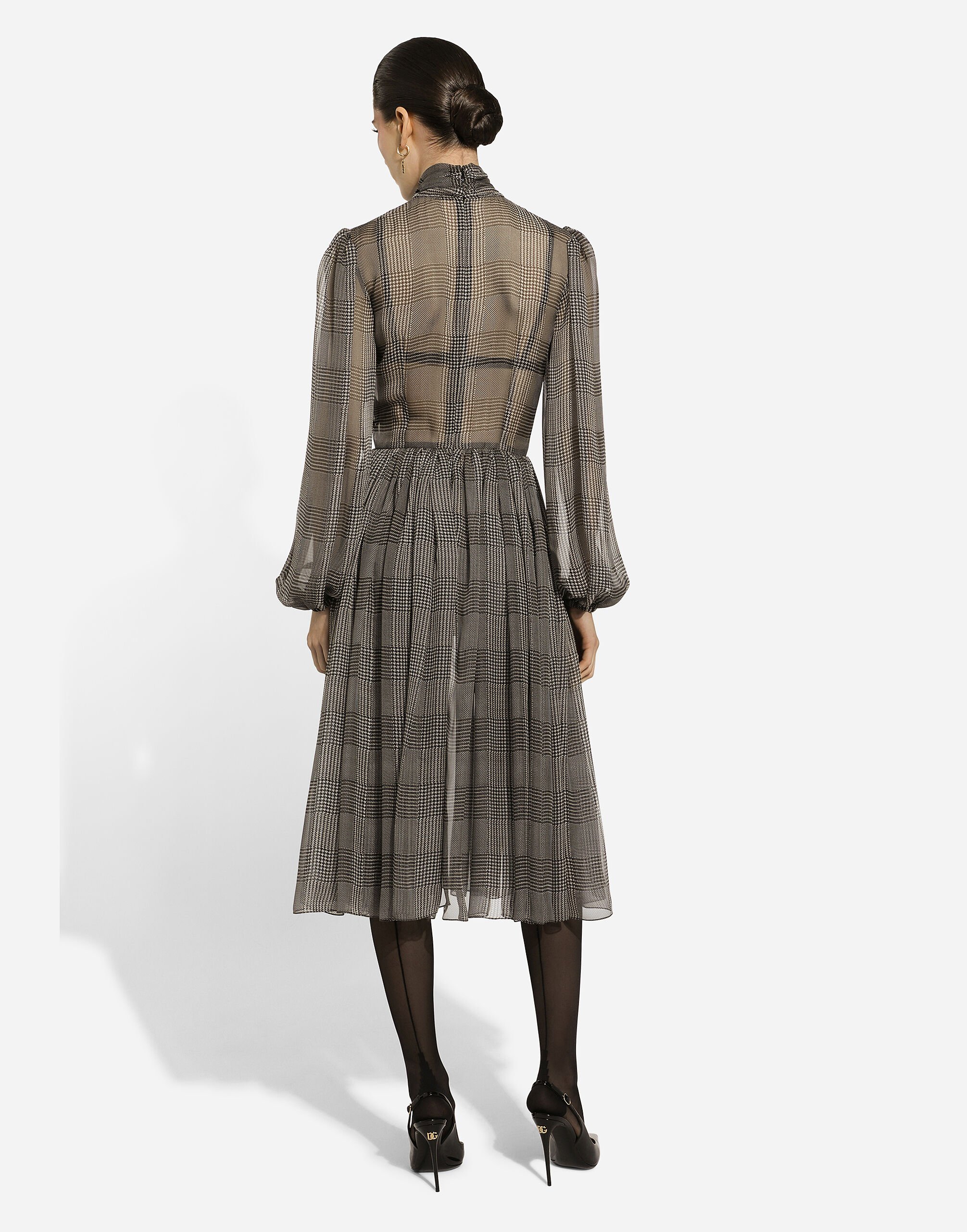 Robe en mousseline de soie a imprime prince de Galles en Multicolore pour femme Dolce Gabbana