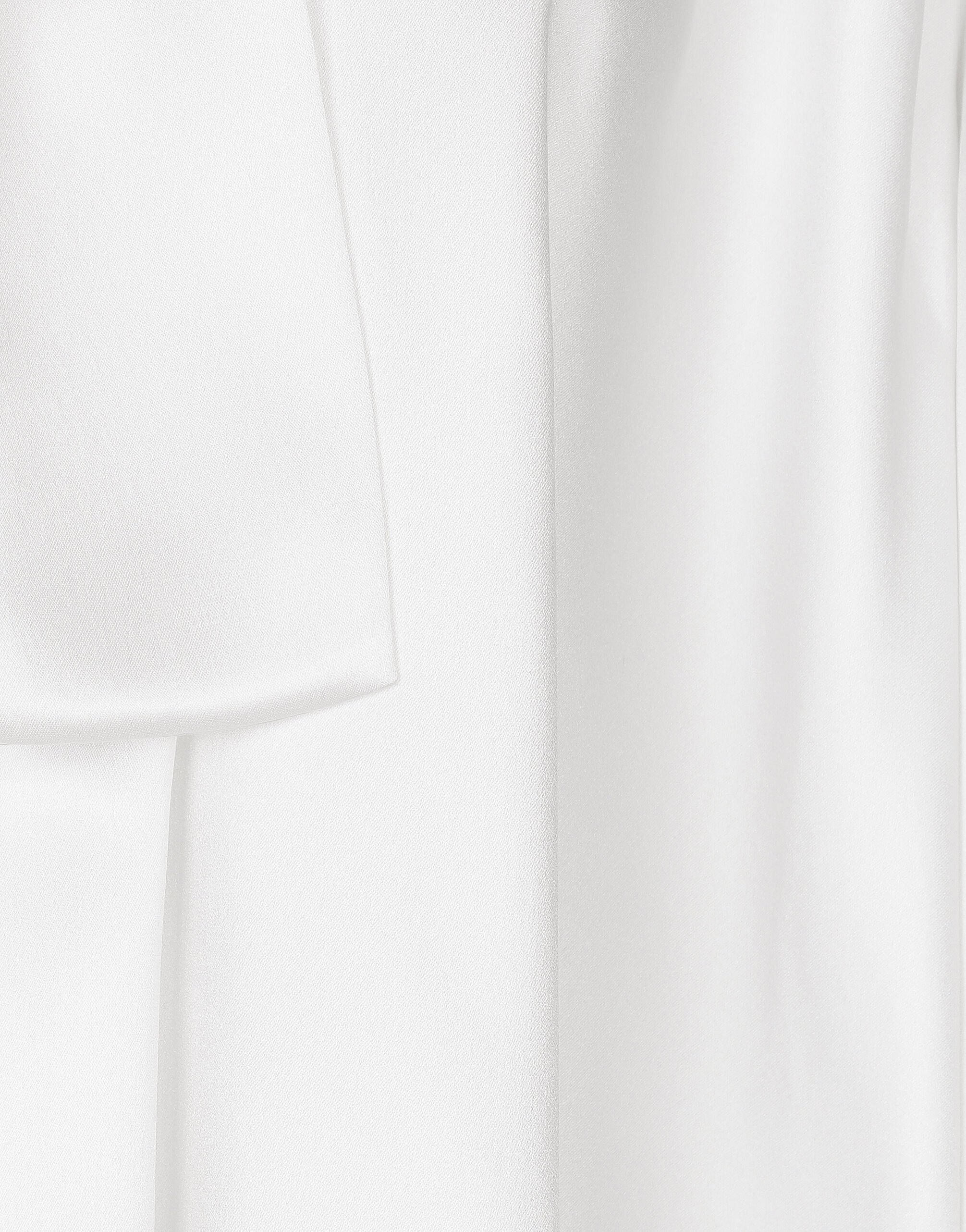 Silk blouse with pussy-bow - thumbnail 5