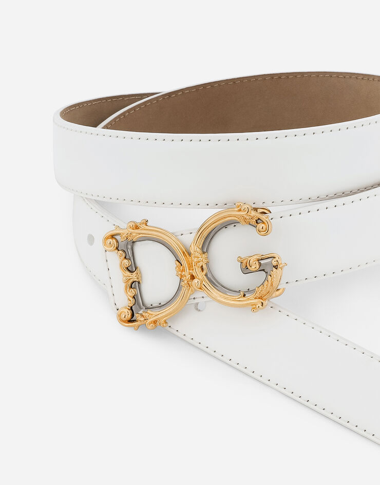 Dolce & Gabbana حزام من جلد العجل بشعار أبيض BE1348AZ831