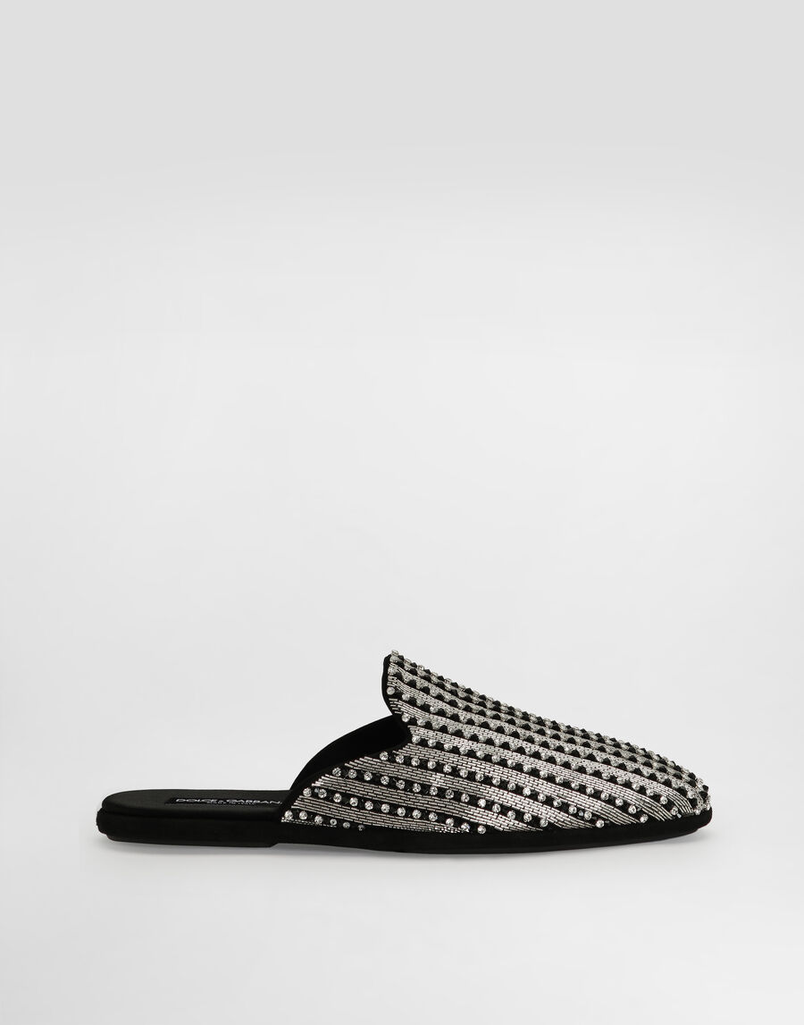 Suede slippers with embroidery