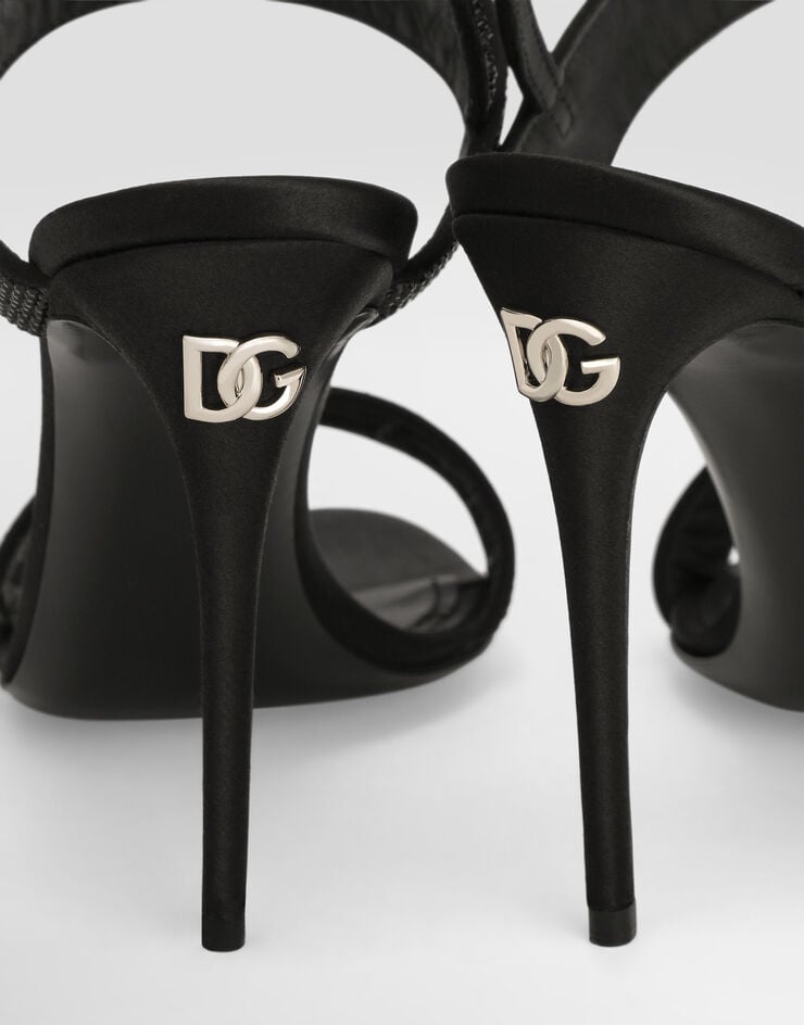 111 Dolce & Gabbana   