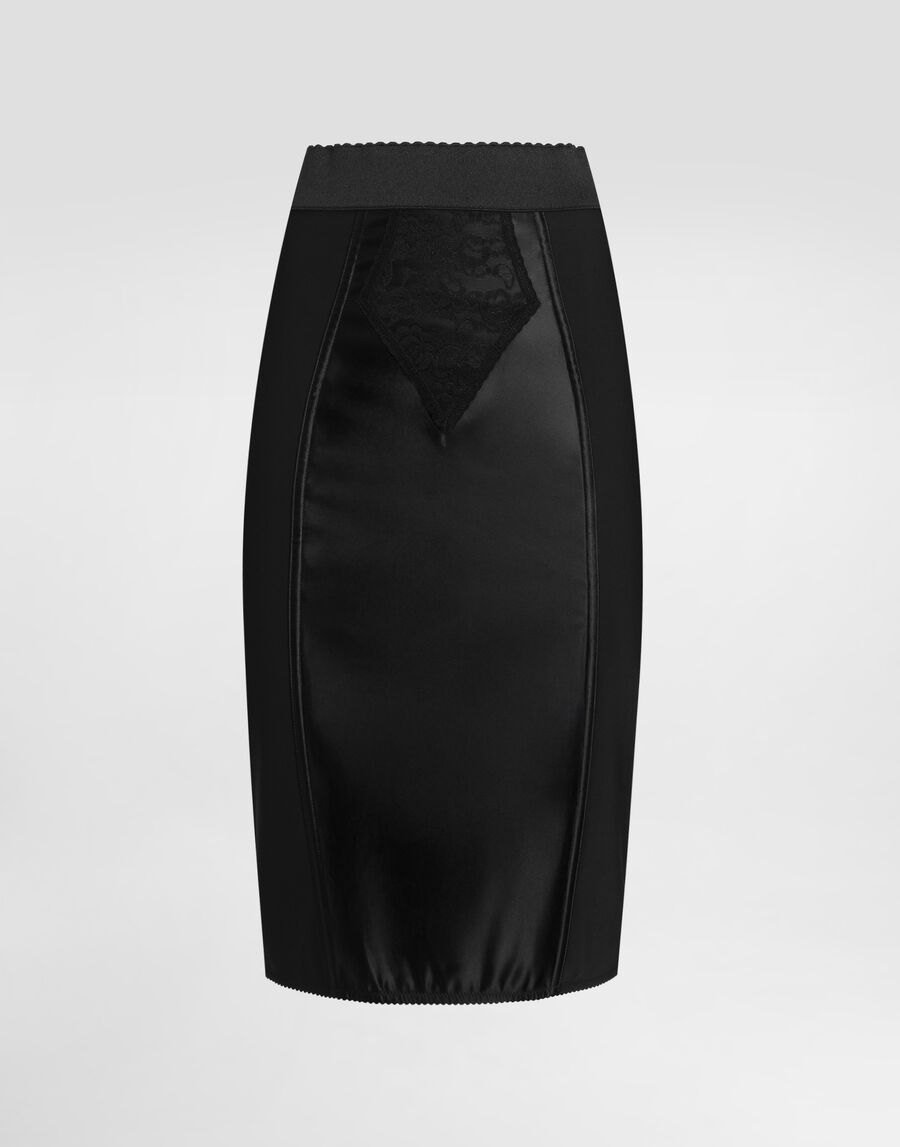 Midi skirt in powernet and satin