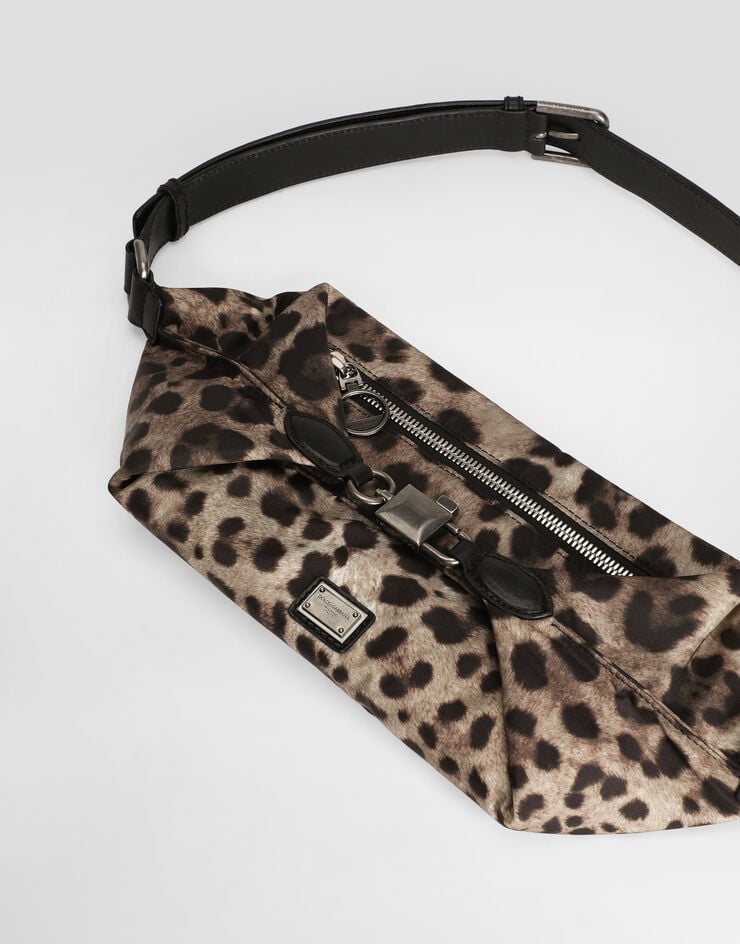 Dolce & Gabbana Leopard-print nylon bag Dolce & Gabbana Leopard-print nylon bag Print BM2188AU915