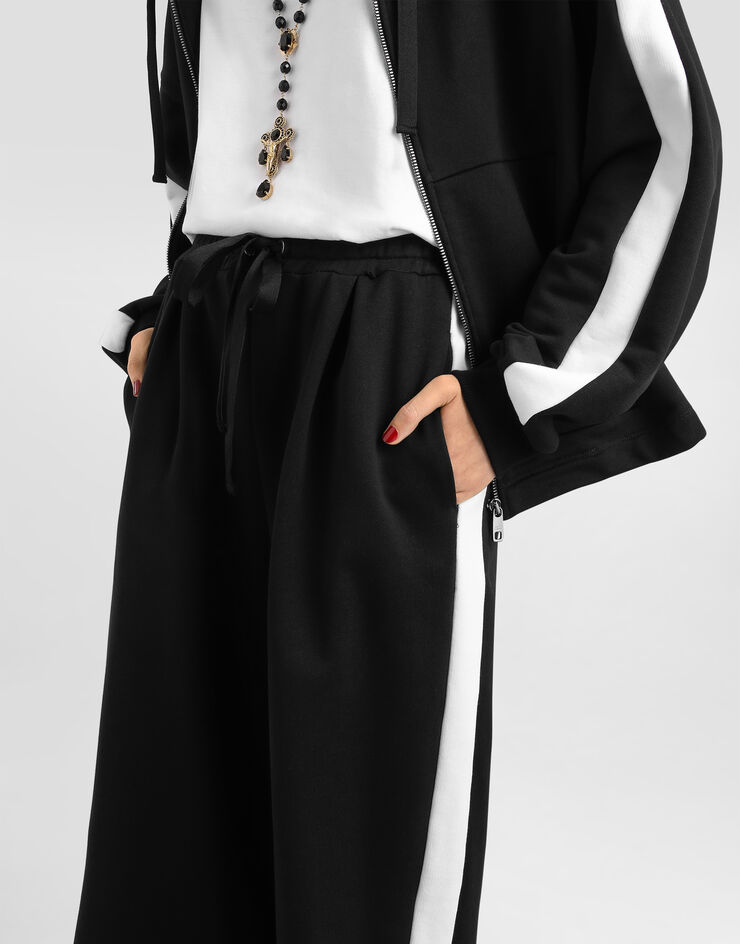 Dolce & Gabbana Fleece trousers Dolce & Gabbana Fleece trousers Black FTDL1ZHU7P4