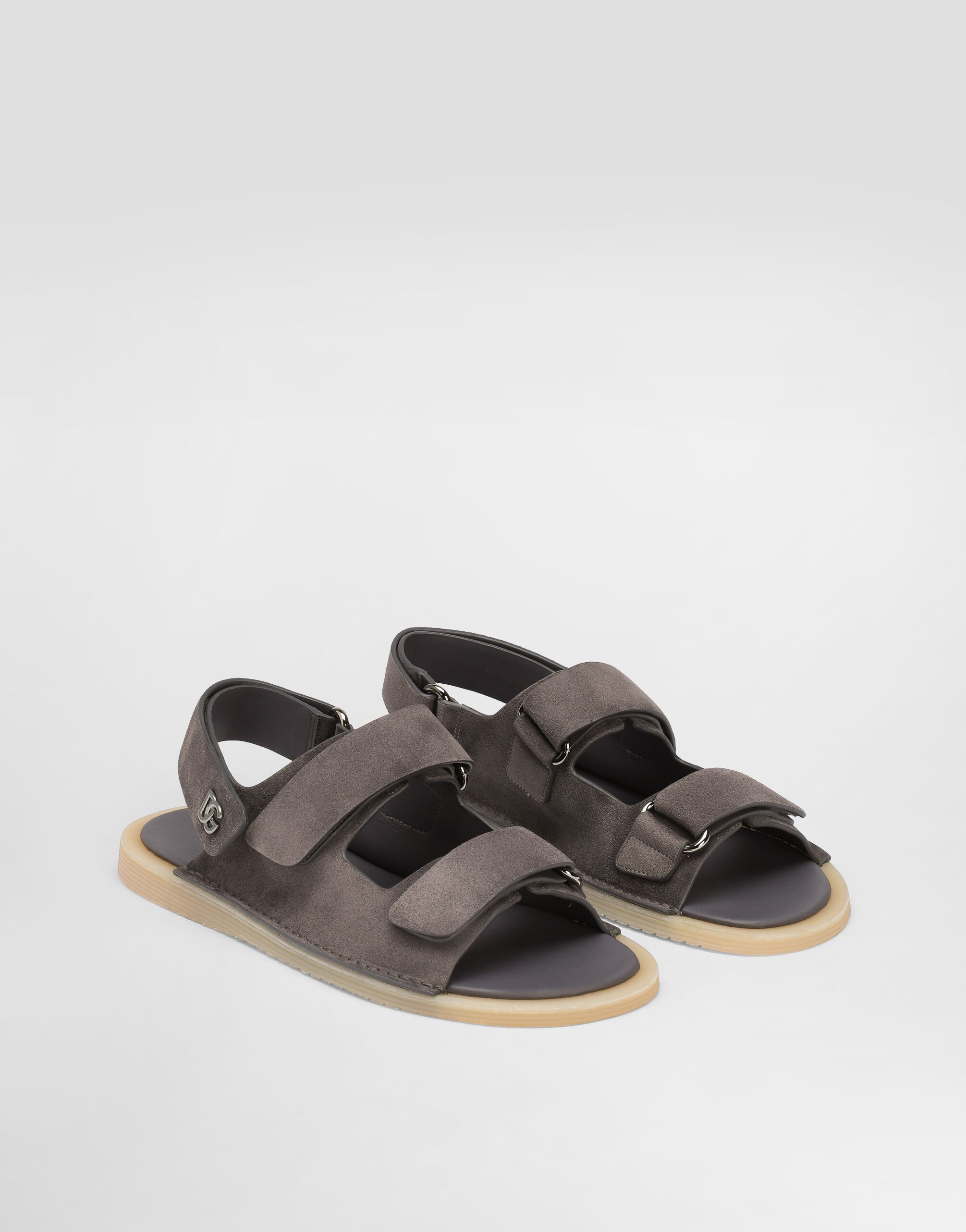 Greyのメンズ Suede sandals | Dolce&Gabbana®