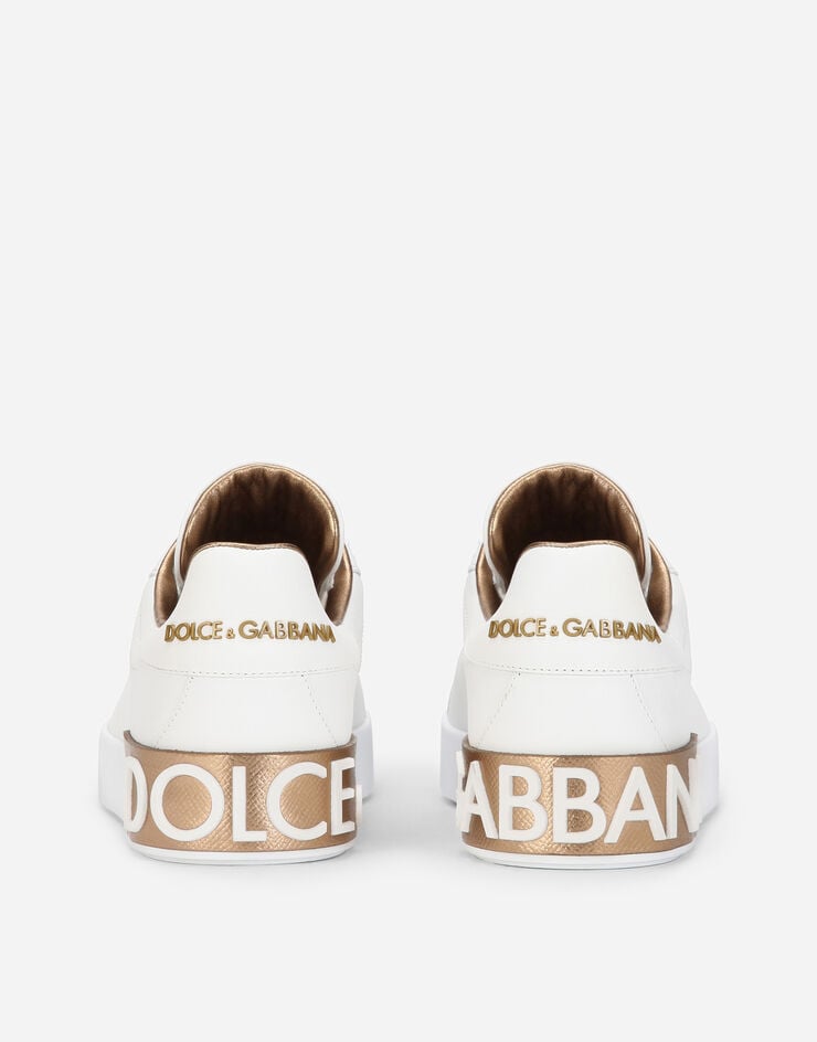 Dolce & Gabbana سنيكرز بورتوفينو من جلد عجل ذهبي CK1544AX615