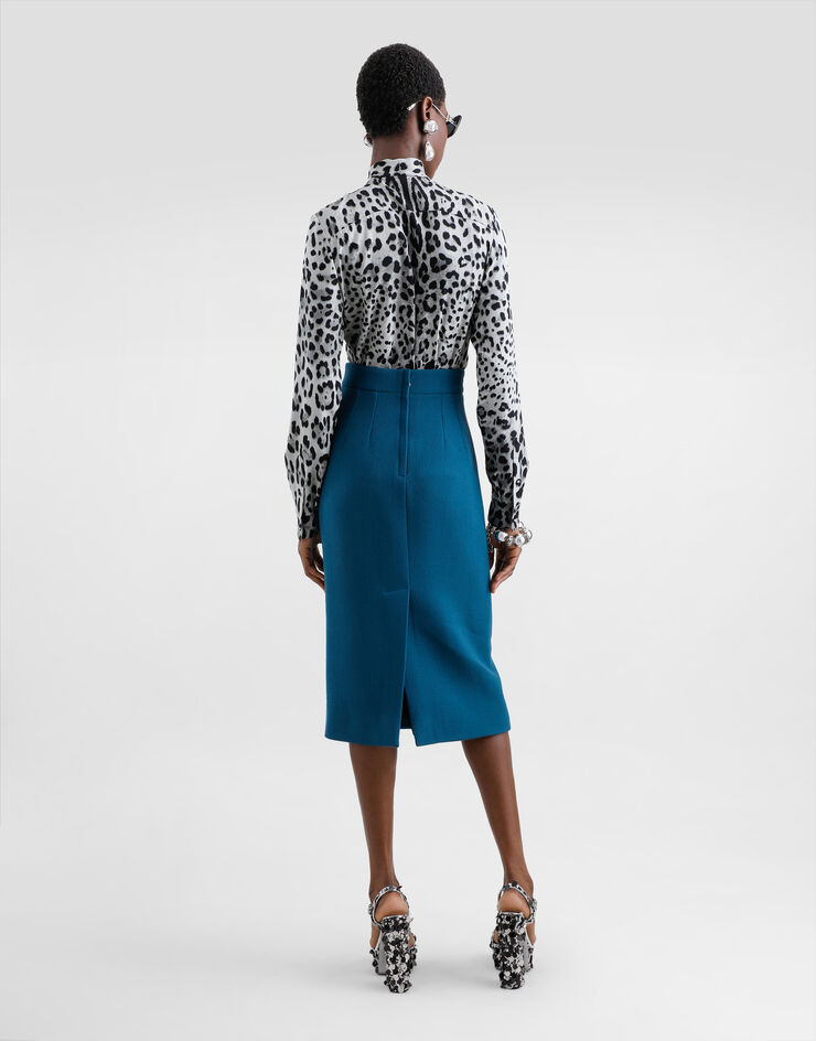 Dolce & Gabbana Leopard-print charmeuse shirt with pussy-bow Print F5T19TFSADD