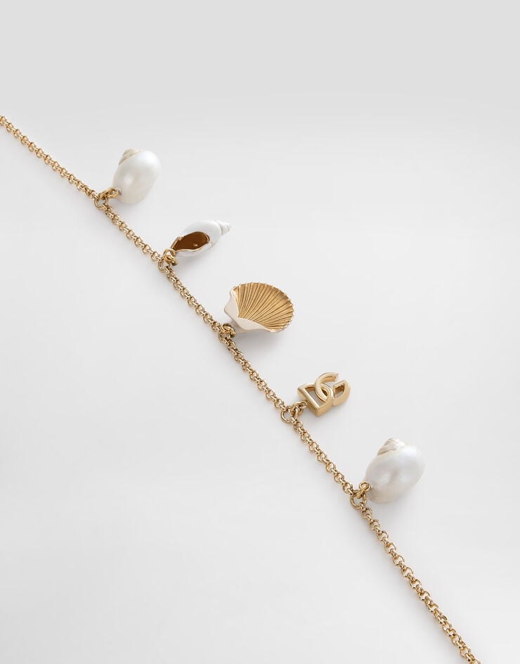 Dolce & Gabbana Necklace with DG logo and shells Gold WNQ6C5W1111