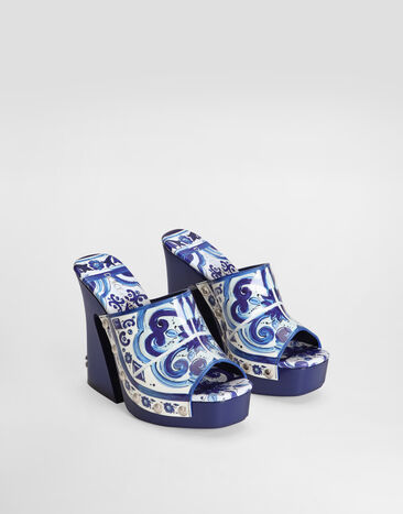 Dolce&Gabbana Majolica-print polished calfskin clogs Multicolor CV0065AI412
