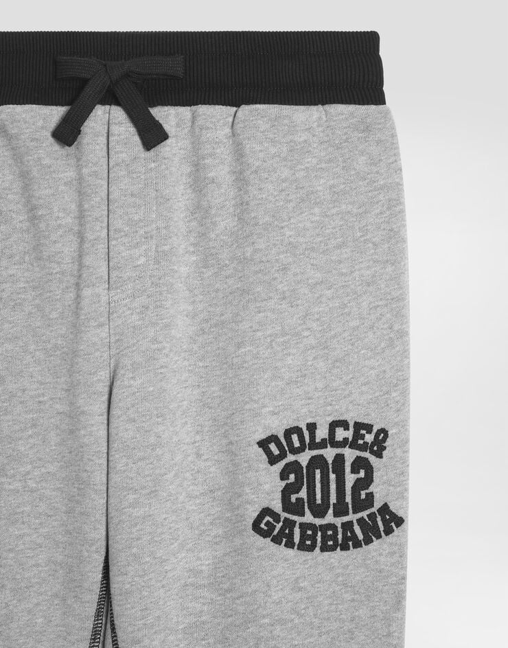 Dolce & Gabbana Pantaloni jogging in felpa con ricamo Dolce&Gabbana Grigio L4JPKSG7PBO