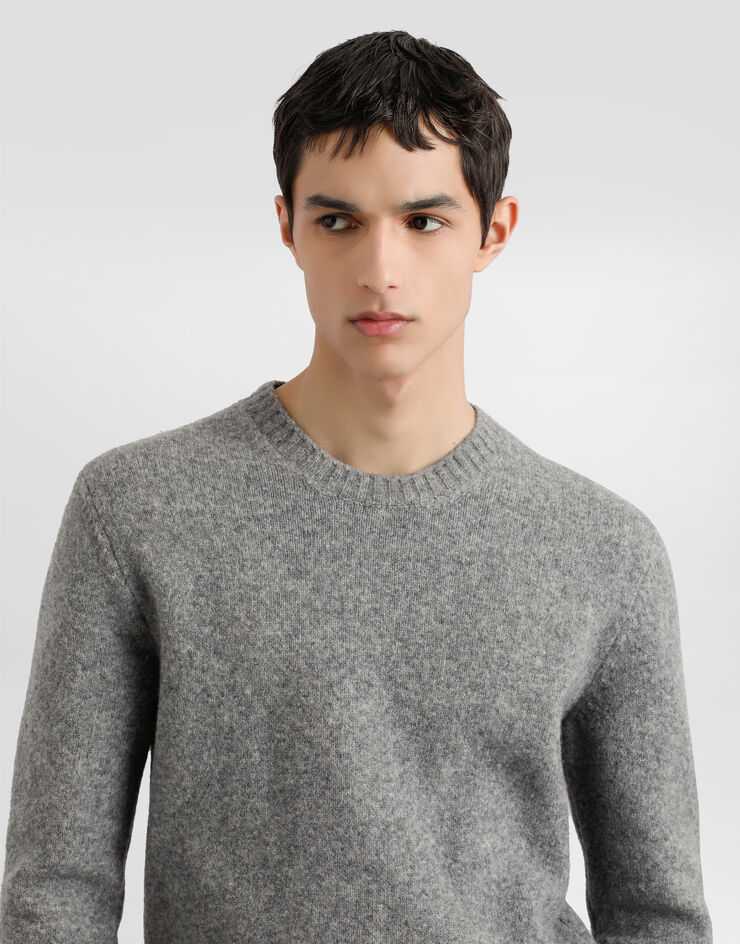 Dolce & Gabbana Wool blend pullover Dolce & Gabbana Wool blend pullover Grey GXX02TJFMIL