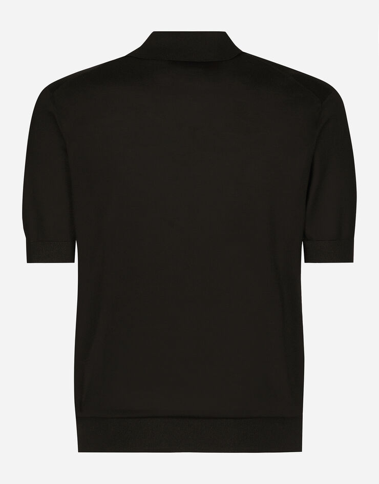 Dolce & Gabbana قميص بولو حرير بتطريز علامة Dolce&Gabbana أسود GXZ09ZJBSJS