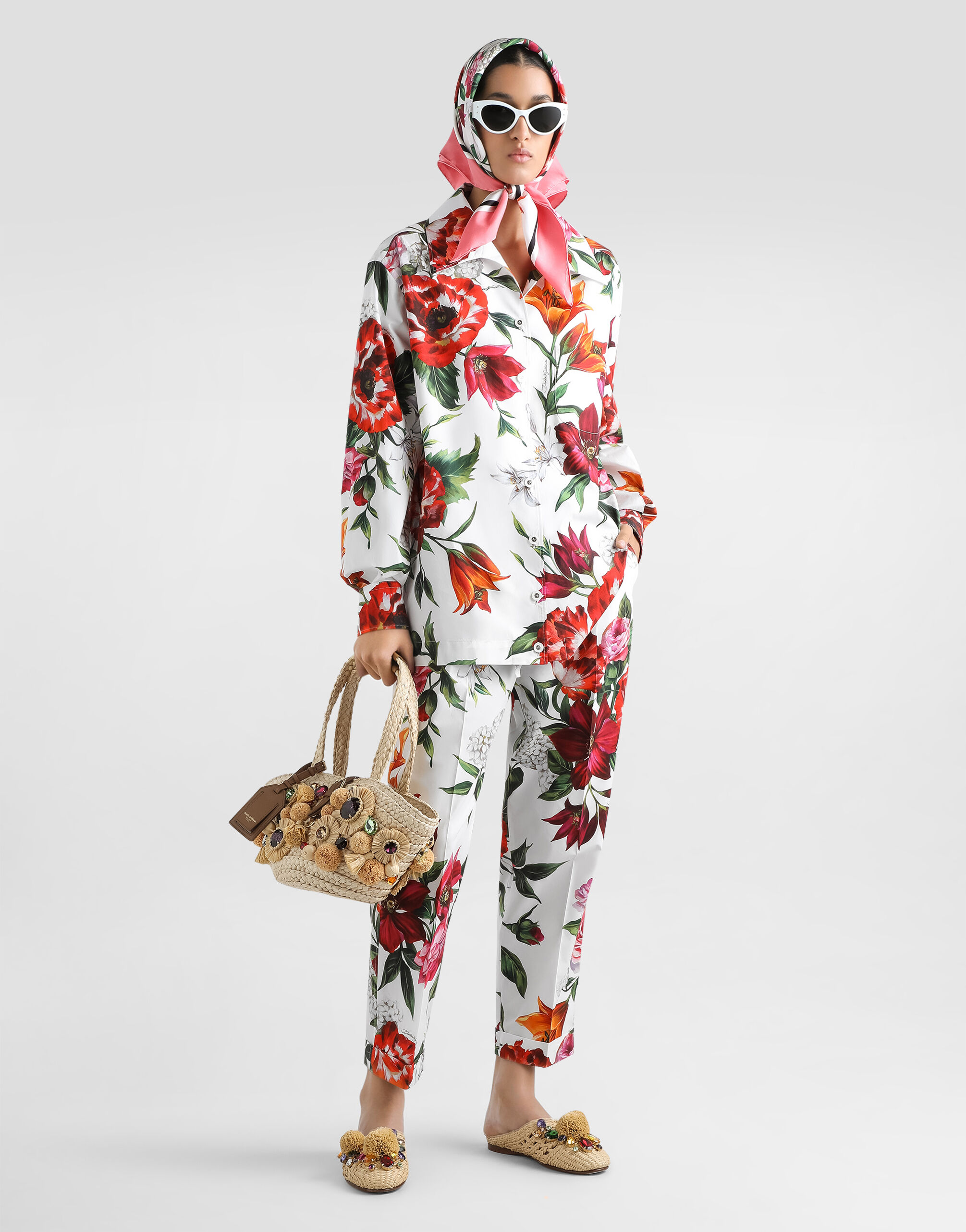 パンツ Dolce & Gabbana PANTS WITH FLORAL PRINT (FTC3VT_HI1REHH4YF) Dolce & Gabbana Kids Pants with floral pattern | Kids's