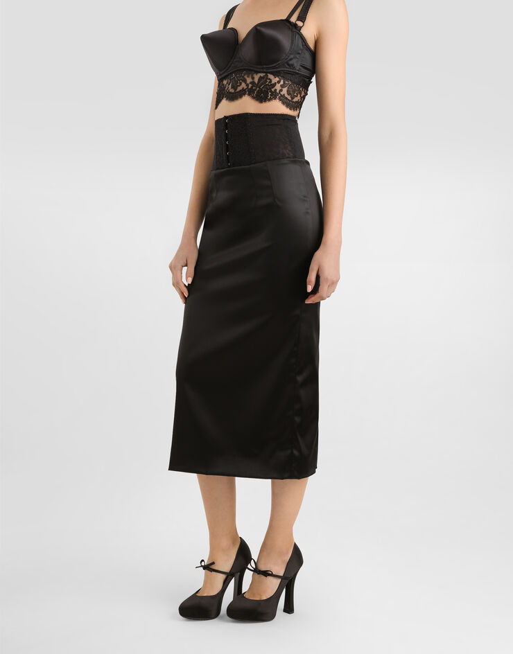 Dolce & Gabbana تنورة ساتان بطول للربلة وتفصيل حزام طراز كورسيه أسود F4CI1TFURAD