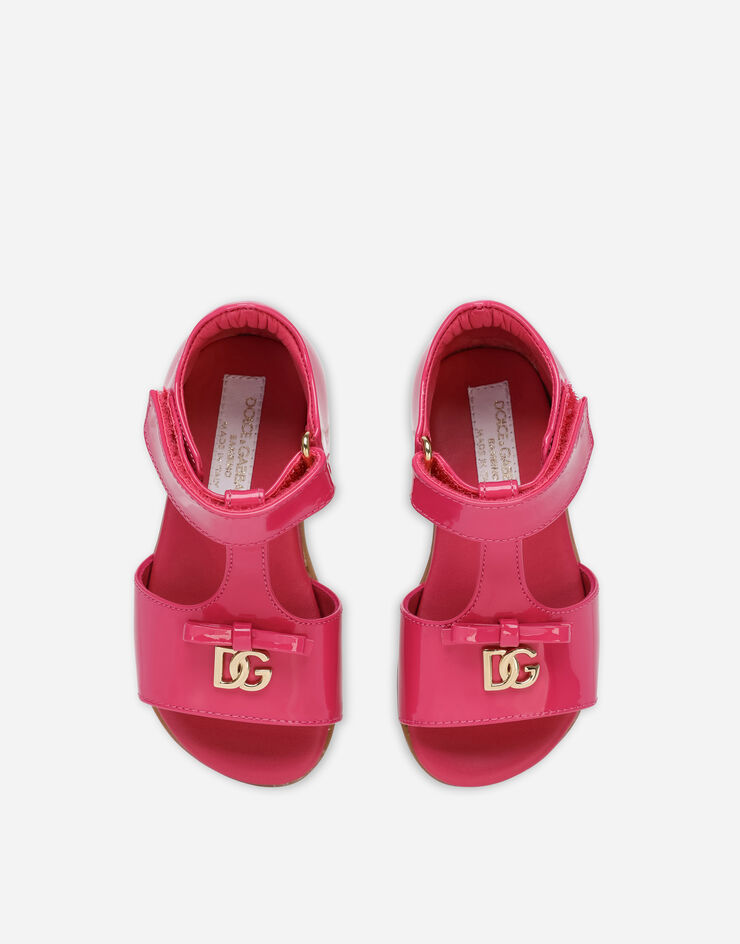 Dolce & Gabbana DG 金属徽标漆皮学步凉鞋 粉红 D20082A1328