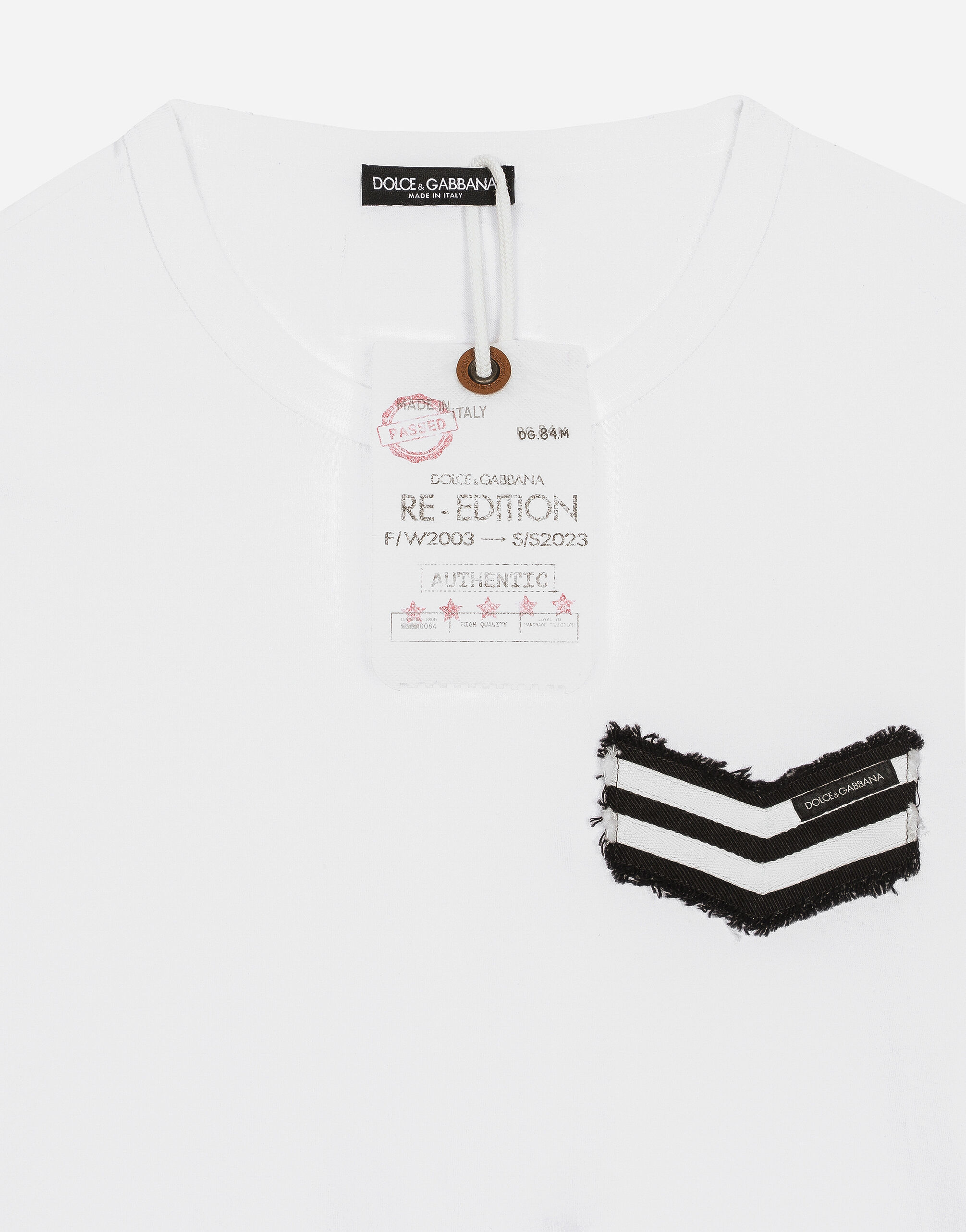 ホワイトのメンズ ラウンドネックTシャツ コットン パッチ