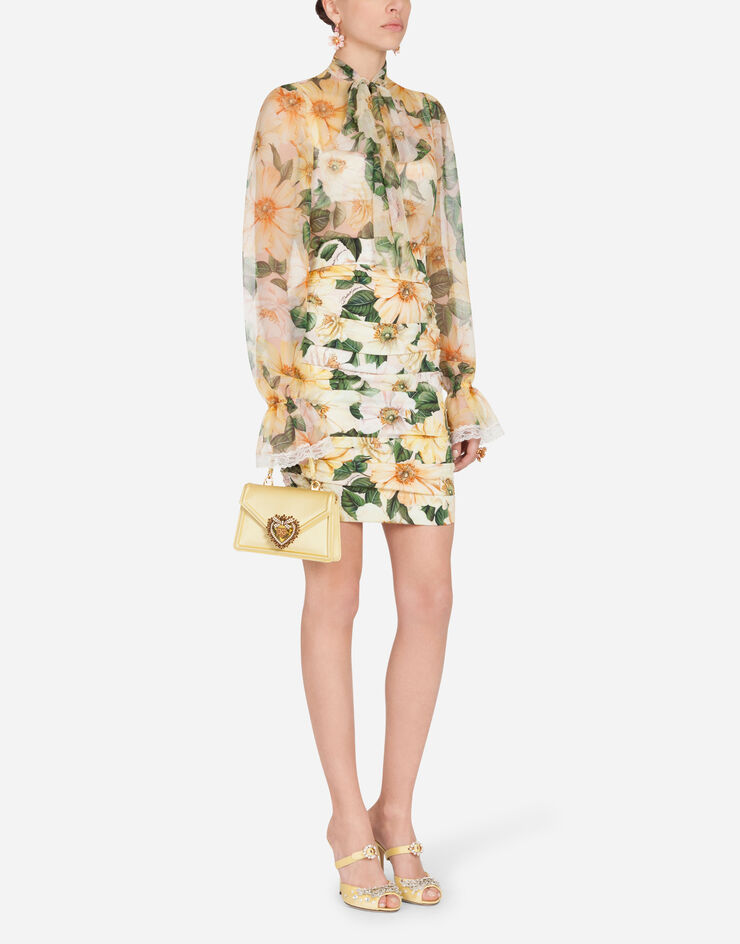 Dolce & Gabbana  ЦВЕТОЧНЫМ ПРИНТОМ F5L23TIS1E5