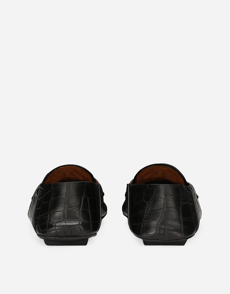 Dolce & Gabbana حذاء درايفر من جلد عجل بطبعة جلد التمساح أسود A50583AS422