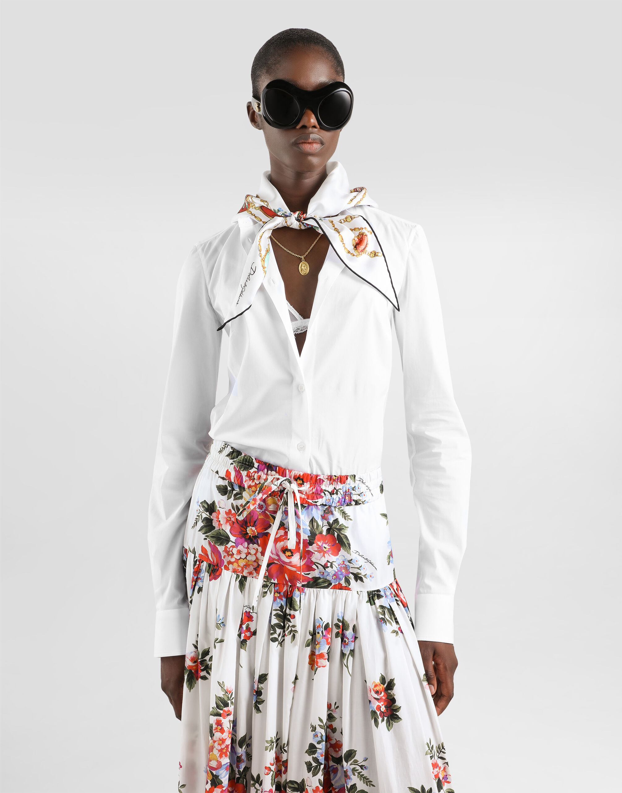 Poplin shirt with silk scarf in White for Women | Dolce&Gabbana®