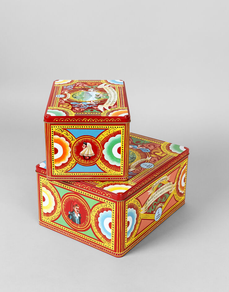 Dolce & Gabbana Sicilian Pistachio panettone with a velvety Sicilian Pistachio cream Rouge PN0502RED20