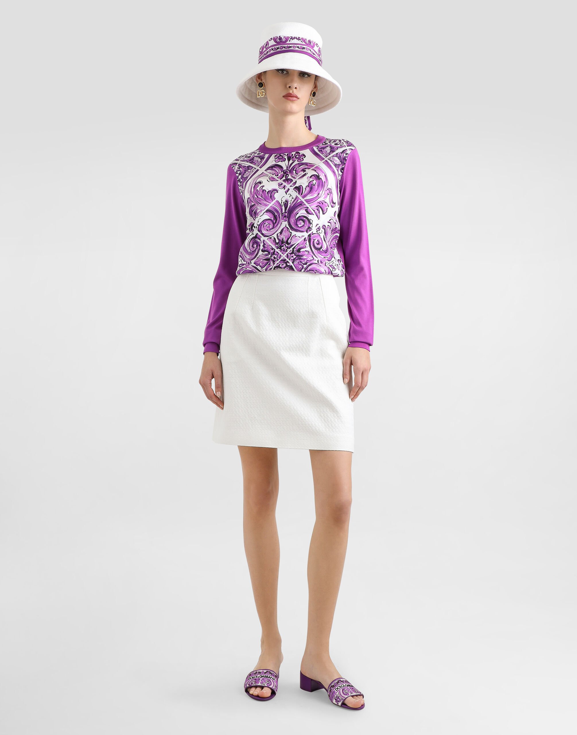 ミニスカート Dolce & Gabbana Whiteのウィメンズ ストレッチ マットファブリック ミニスカート