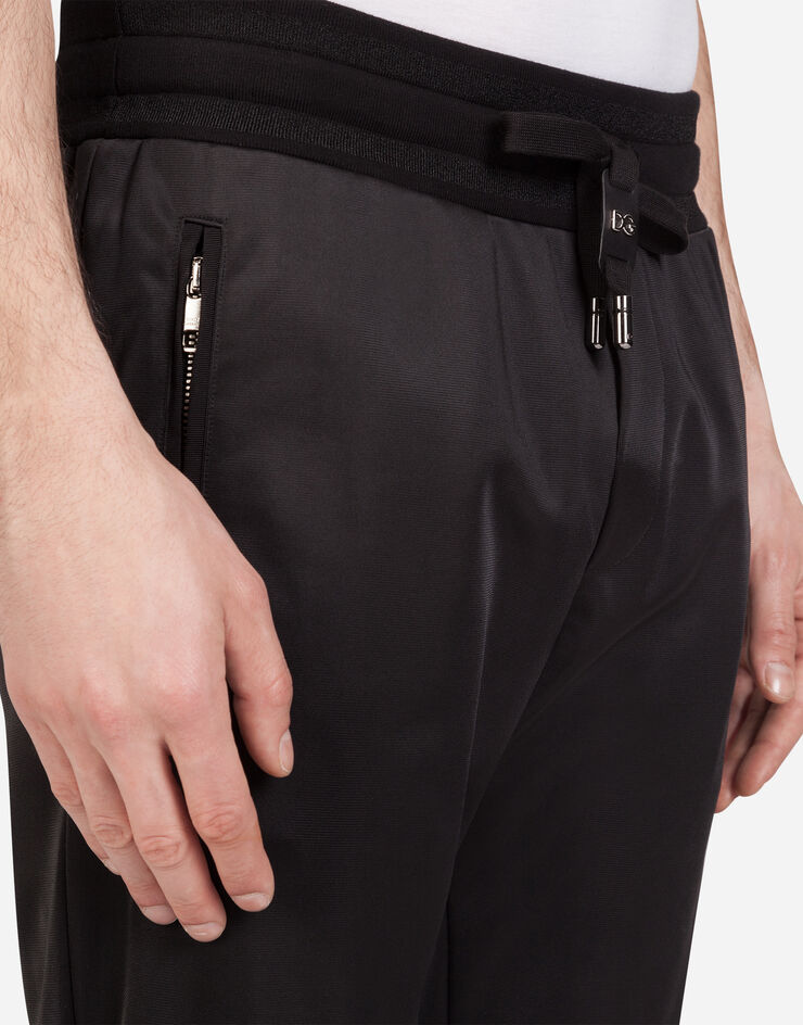 Dolce & Gabbana Jogging pants with patch NERO GYRLATHU7B7