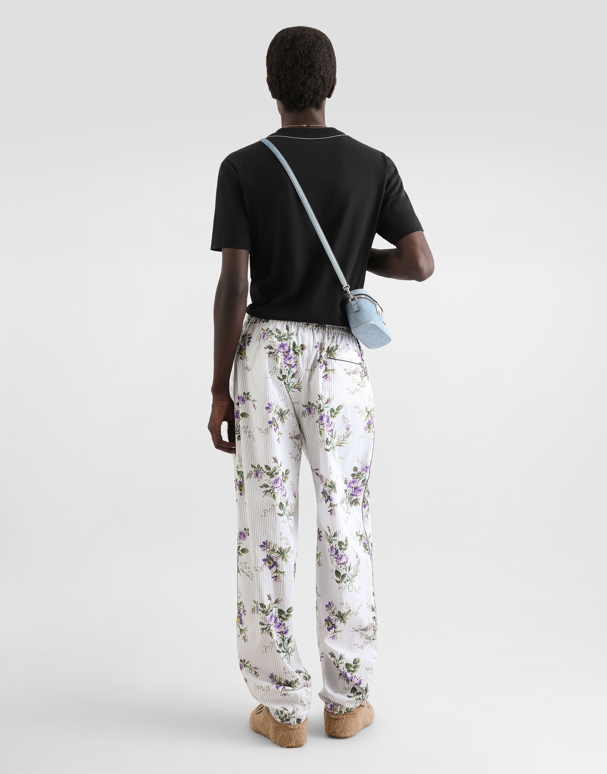 Cotton t-shirt with embroidery in Black for Men | Dolce&Gabbana® US