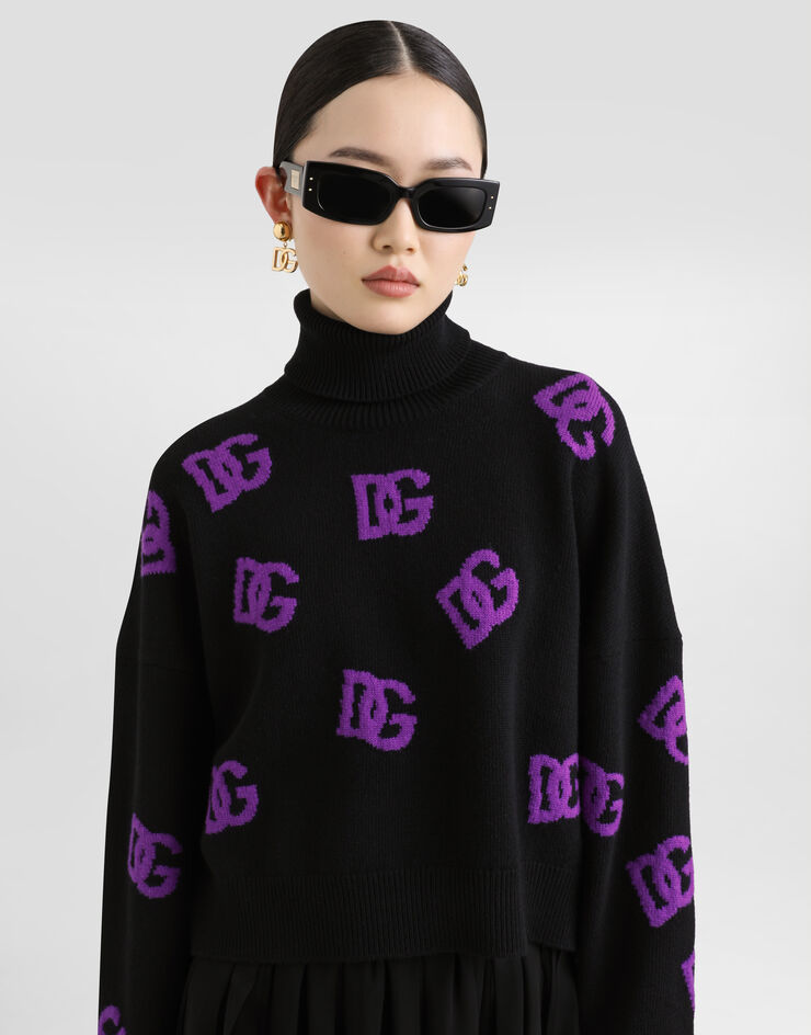 Dolce & Gabbana Wool turtleneck pullover Dolce & Gabbana Wool turtleneck pullover Multicolor FXW04TJCVYX