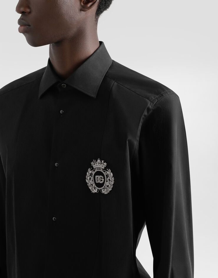 Dolce & Gabbana Camisa de esmoquin en algodón con parche heráldico Negro G5EN5ZFU5U8