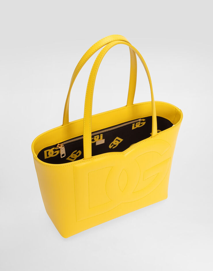 Dolce & Gabbana Bolso shopper DG Logo Bag pequeño en piel de becerro Amarillo BB7337AW576