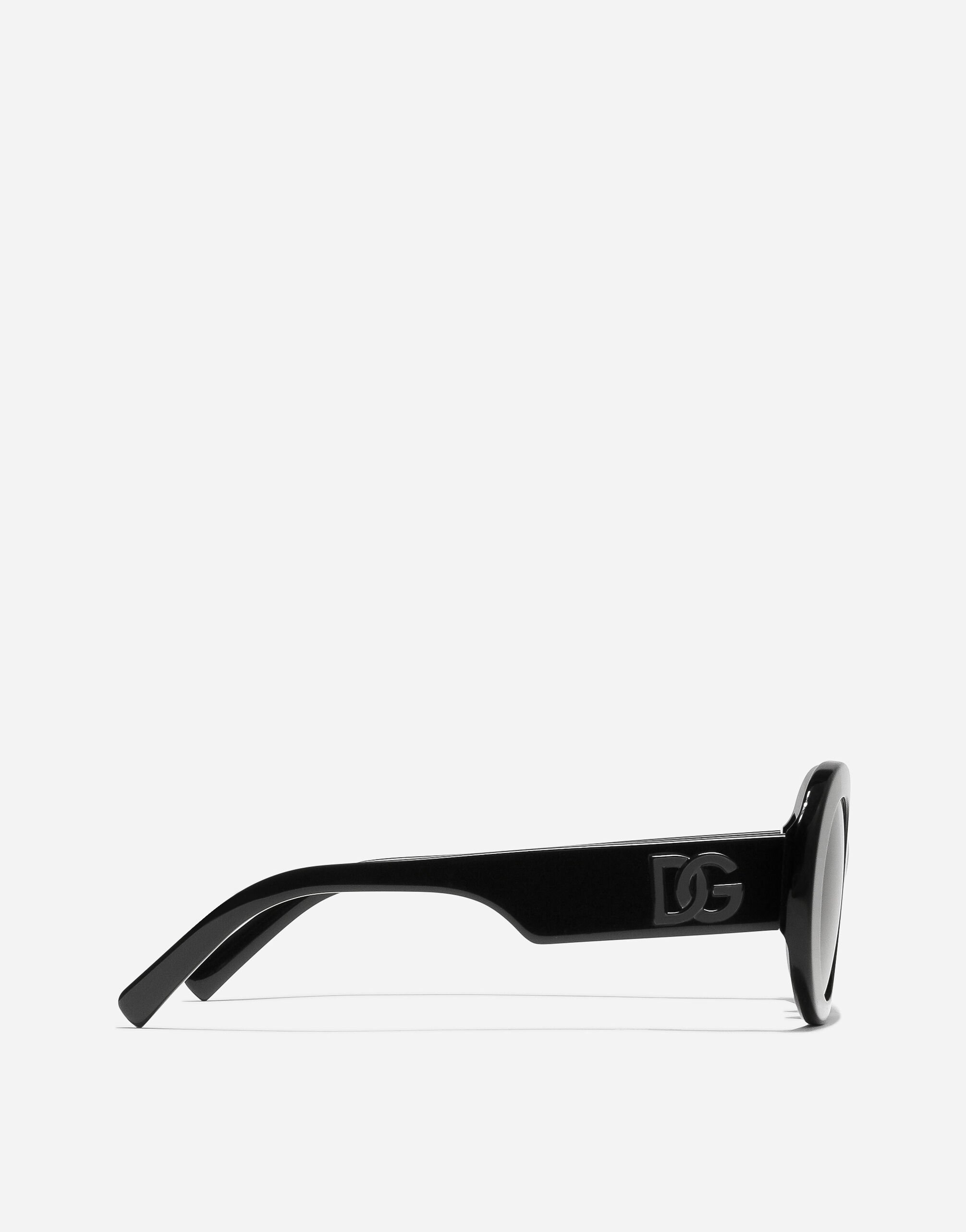 DG Logo sunglasses in Black for Dolce Gabbana