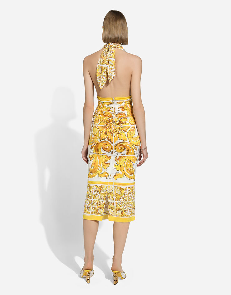 Dolce & Gabbana Midikleid mit Verschluss im Nacken aus Seidencharmeuse Majolika-Print Drucken F6JDGTFHAA4