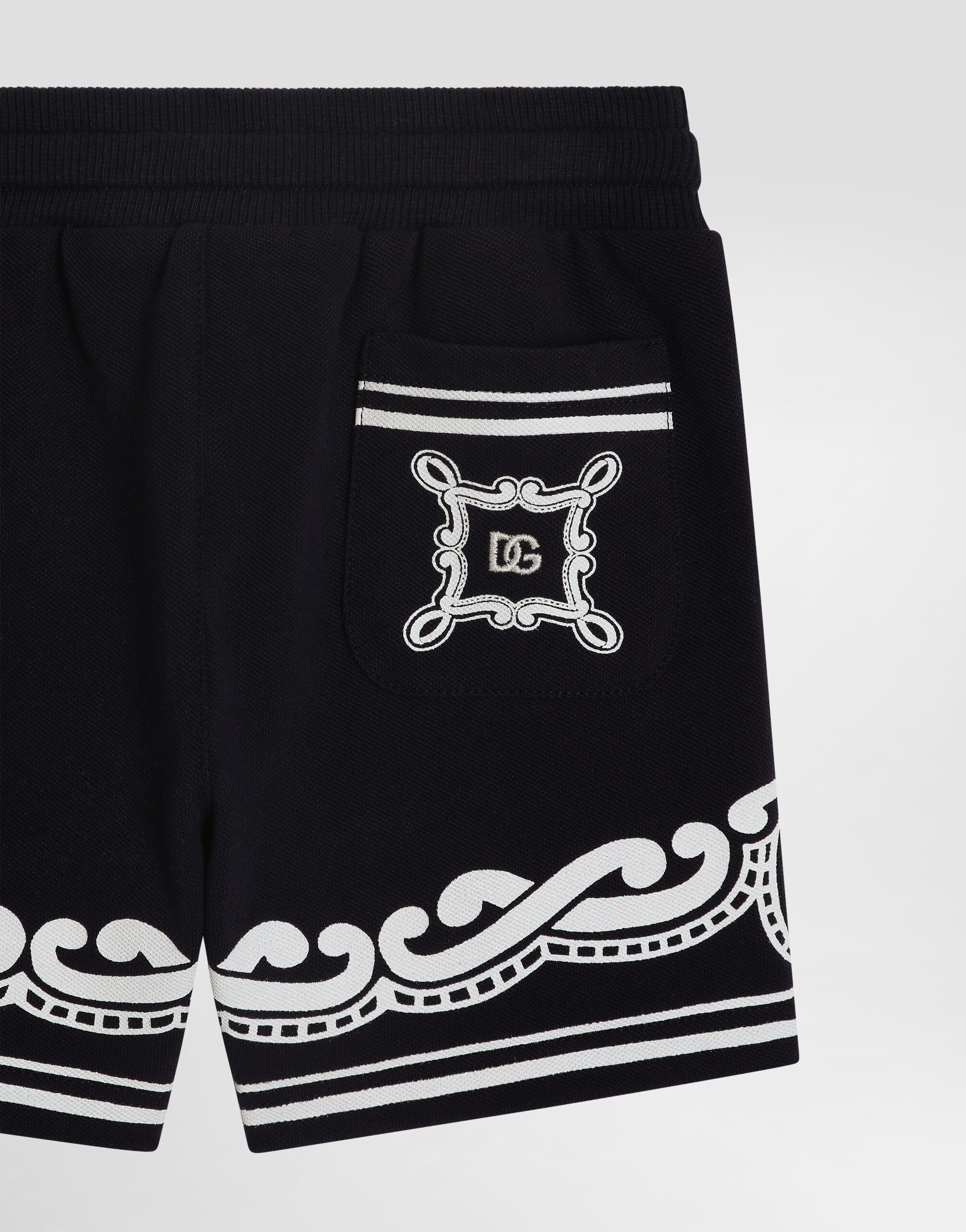 ◆送料・関税込み◆Dolce & Gabbana バミューダ ブーケショーツ Dolce & Gabbana バミューダショーツ | ブラック | FARFETCH JP