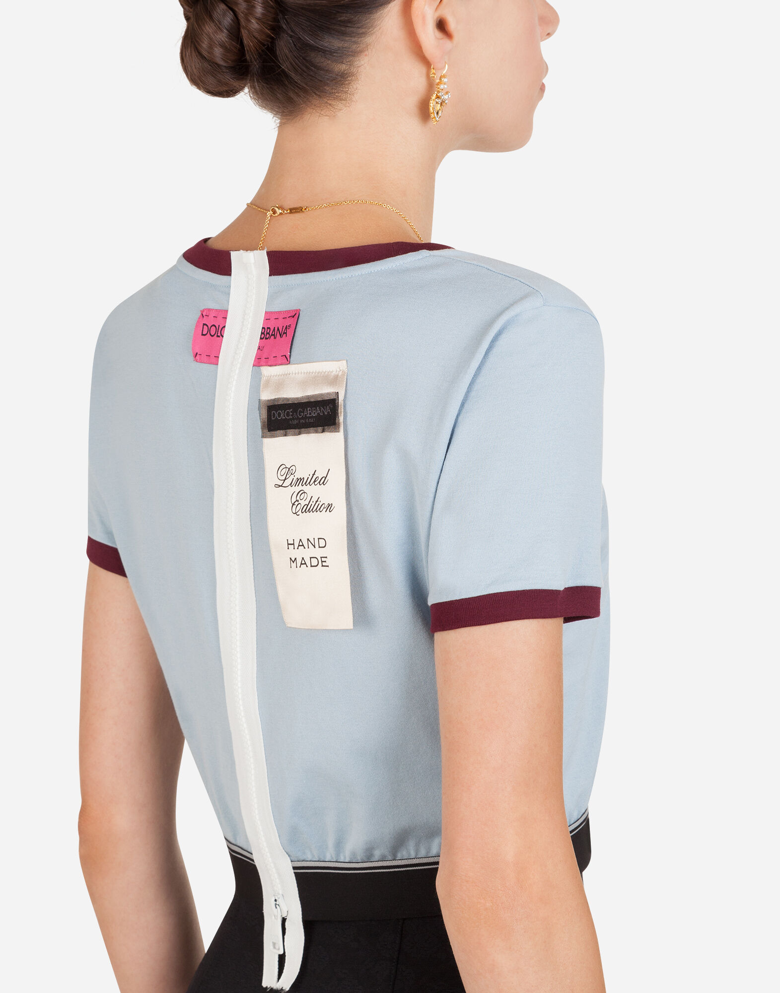 Printed jersey t-shirt with patch embellishment