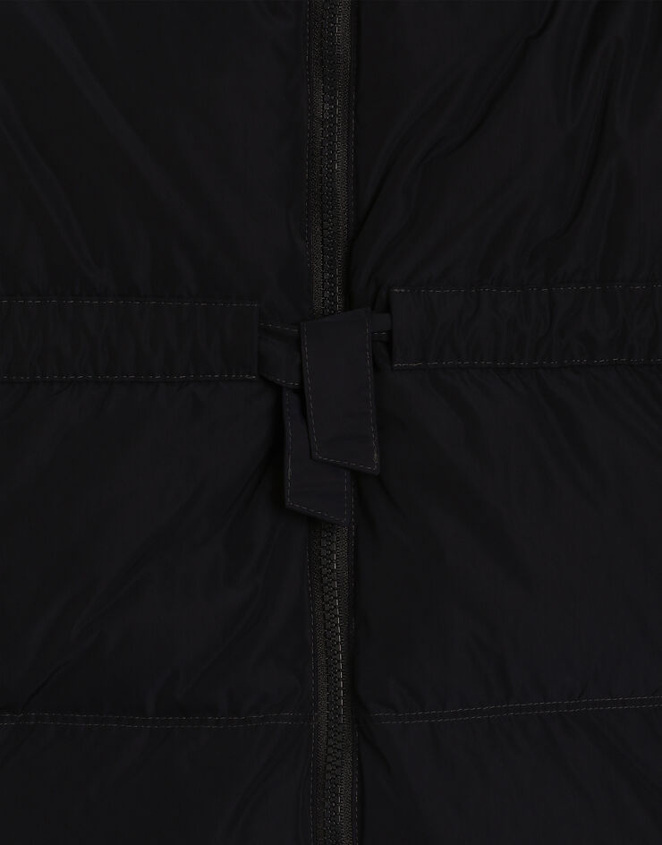 Dolce & Gabbana Daunenjacke aus gestepptem Nylon mit Logo Dolce & Gabbana Daunenjacke aus gestepptem Nylon mit Logo L5JBS9G7Q2B