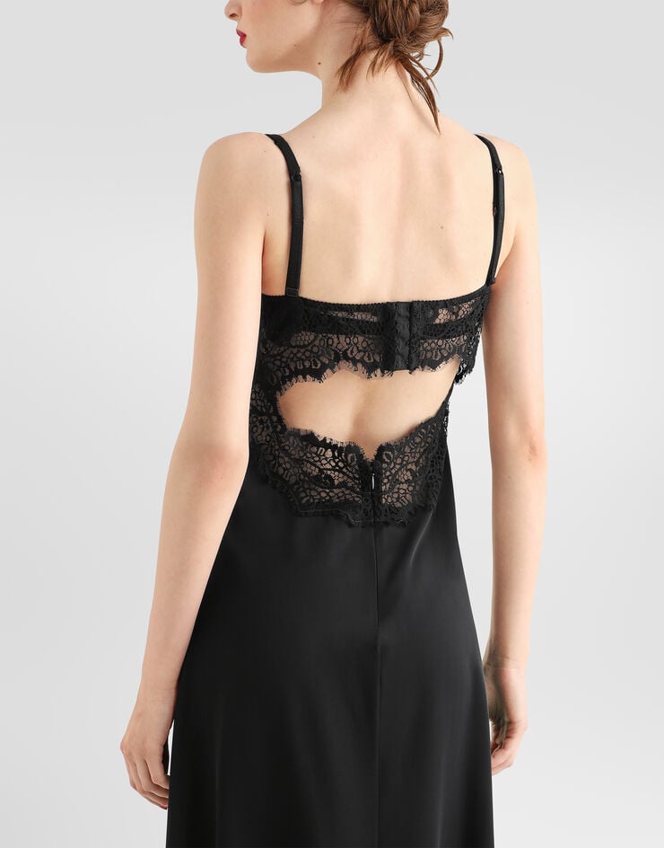 Dolce & Gabbana Robe combinette mi-longue en charmeuse et dentelle Noir F6JTATFUABF
