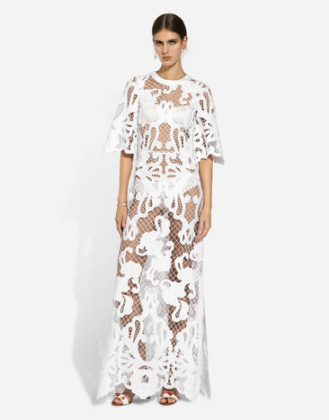 Dolce & Gabbana فستان طويل بتطريز تخريمات أبيض F6JKHZFG6AE