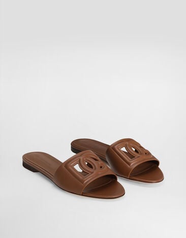 Dolce & Gabbana Mules en cuir de veau à logo DG Marron CQ0436AY329