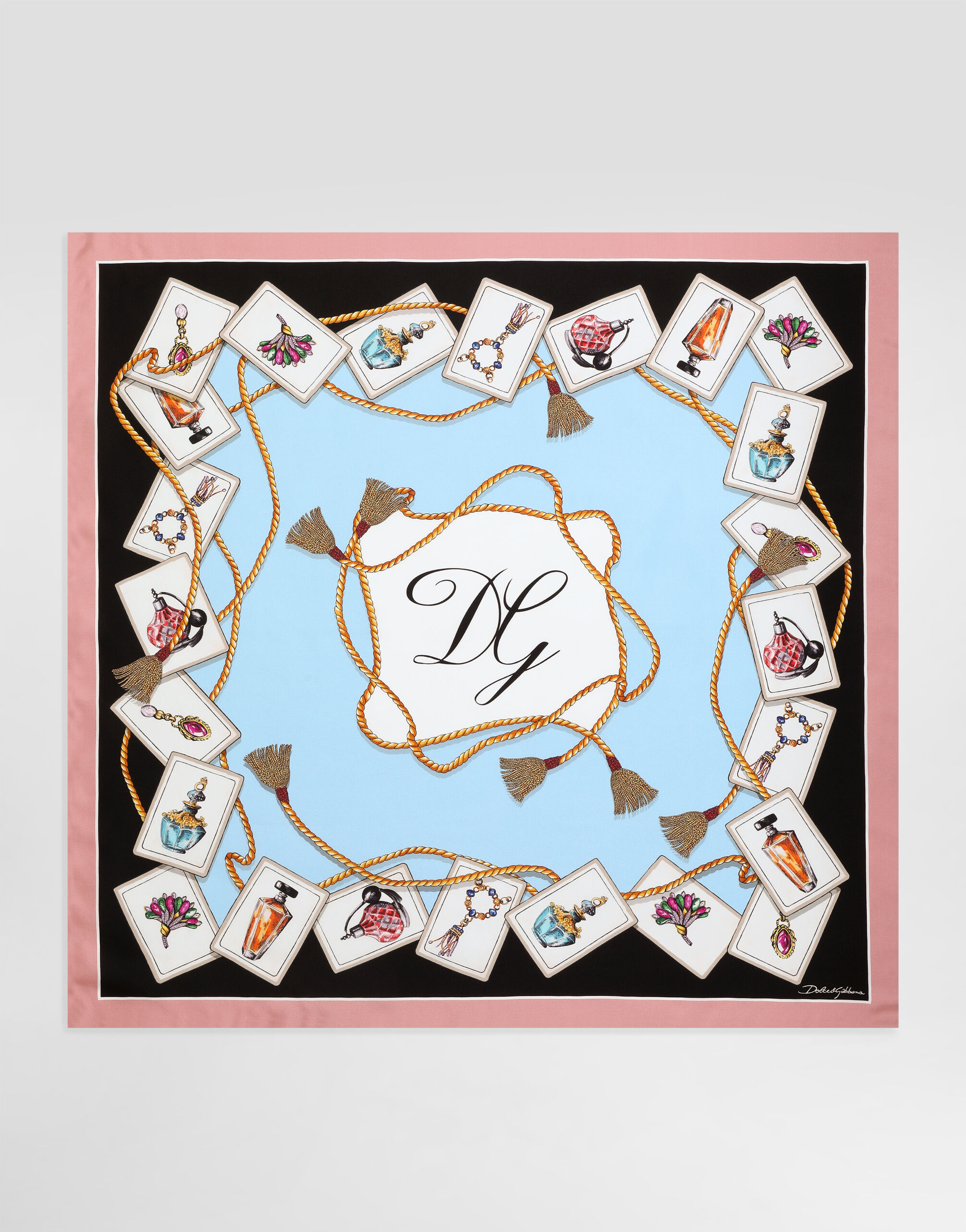Women's Scarves: in cashmere, silk | Dolce&Gabbana®