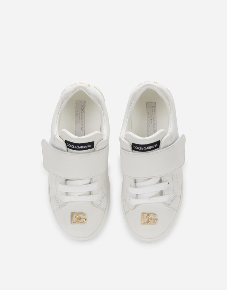 Dolce & Gabbana Calfskin sneakers with metal DG logo Blanco D11095AY437