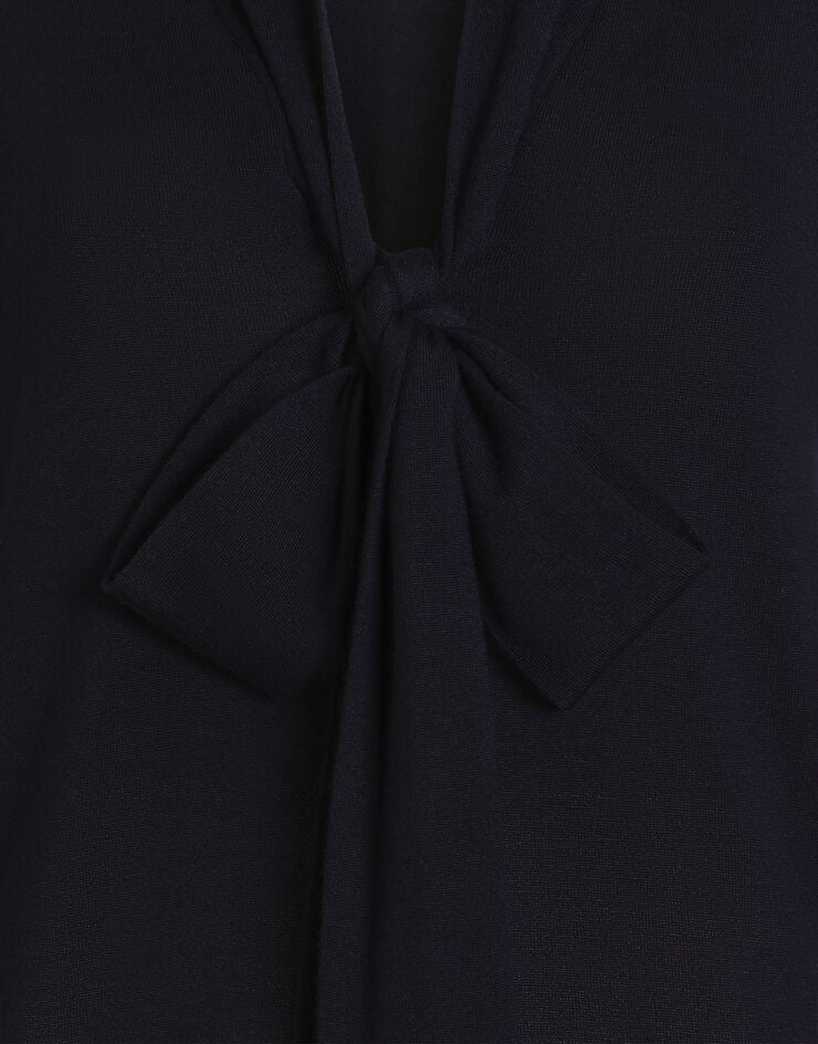 Dolce & Gabbana Virgin wool pullover Dolce & Gabbana Virgin wool pullover Blue FXY40TJDVM3