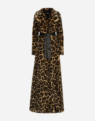 Dolce & Gabbana معطف طويل من فرو صناعي بطبعة فهد مطبعة F0AH2THI1BD