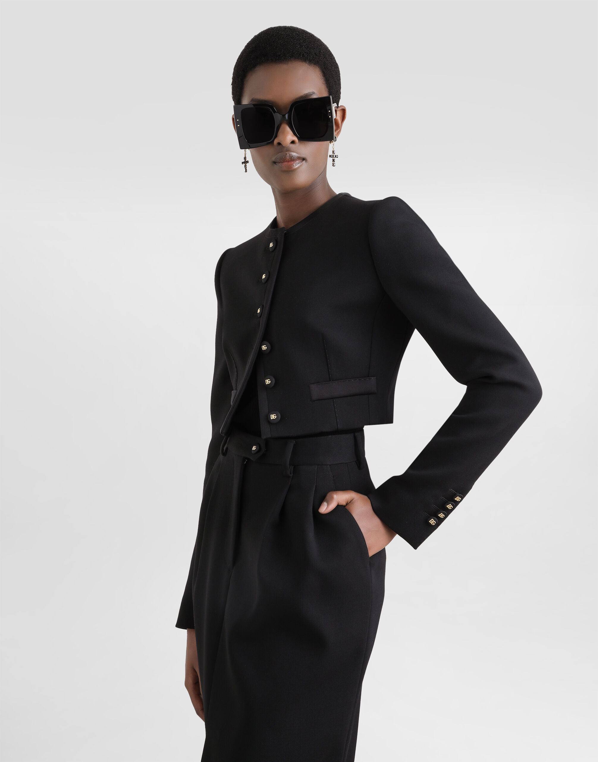 Cropped single-breasted wool jacket in Black for Women Cropped single-breasted wool jacket in Black for Women